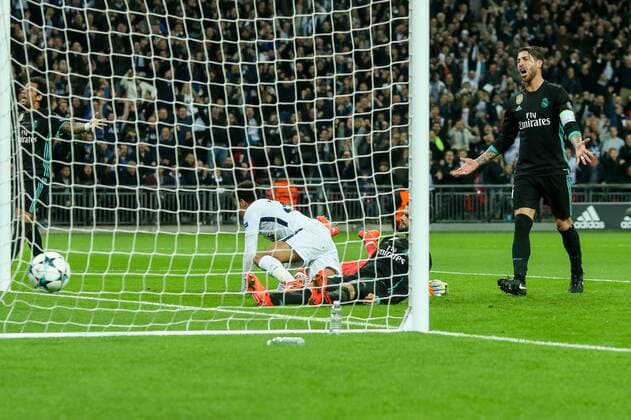 London England 01 11 2017 UEFA Champions League 2017 18 Season Group Stage Group H 4 Gameday Tottenham Hotspur Real Madrid Goalkeeper Dele Alli THS Nacho Real Madrid Goalkeeper Kiko Casilla Real Madrid in action Sergio Ramos Real Madrid are watching DeFodi048