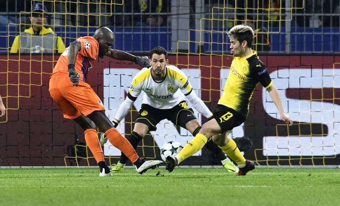 Football UEFA Champions League Mens Season 2017 2018 Group H 4 Gameday Signal Iduna Park Dortmund Bor Dortmund yellow APOEL Nicosia orange Mickael Pote APOEL scored the goal for Roman Buer BVB Raphael Guerreiro BVB