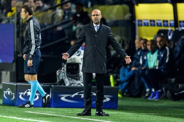 Coach Peter Bosz Borussia Dortmund in the Champions League match between Borussia Dortmund and Apoel FC on 01 11 2017 Dortmund Copyright: xSchuelerx xEibnerx-xPressefotox EP_EER