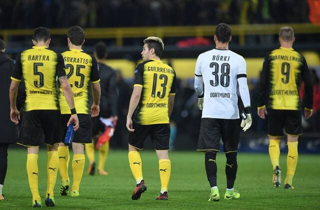 01 11 2017 Soccer Champions League Season 2017 2018 Preliminary Round 4 Matchday Borussia Dortmund APOEL Nicosia Dortmunds players after the game Team2