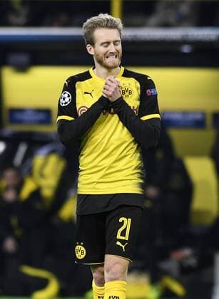 Football UEFA Champions League Men Season 2017 2018 Group H 4 Gameday Signal Iduna Park Dortmund Bor Dortmund yellow APOEL Nicosia orange 1 1 Andre Schuerrle BVB disappointed after scoring a disappointment Frustration action Single shot