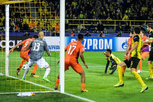 Pierre Emericks header Aubameyang Borussia Dortmund 17 is cleared on the line by Igor de Camargo Apoel FC 9 with Nauzet Apoel FC 13 in the Champions League match between Borussia Dortmund and Apoel FC on 01 11 2017 Dortmund Copyright: xSchuelerx xEibnerx-xPressefotox EP_EER
