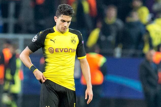 Fußball Champions League Saison 2017 2018 Rückspiel Borussia Dortmund APOEL Nikosia am 01 11 2017 im Signal Iduna Park in Dortmund Nordrhein Westfalen Dortmunds Marc Bartra geht enttäuscht vom Platz Copyright: xKirchner DavidxInderliedx