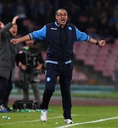 (171102)-- NAPLES, Nov. 2, 2017 -- Napoli s head coach Maurizio Sarri gestures during a UEFA Champions League group F soccer match between Napoli and Manchester City in Naples, Italy, Nov. 1, 2017. Manchester City won 4-2. ) (SP)ITALY-NAPLES-CHAMPIONS LEAGUE-MANCHESTER CITY-NAPOLI AlbertoxLingria 
