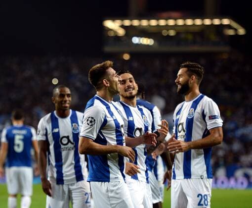 (171102) -- PORTO, Nov. 2, 2017 -- Hector Herrera (front) of Porto celebrates with his teammates after scoring during the Group G match between FC Porto and RB Leipzig of UEFA Champions League in Porto, Portugal on Nov. 1, 2017. Porto won 3-1.) (SP)PORTUGAL-PORTO-UEFA CHAMPIONS LEAGUE-GROUP G ZhangxLiyun 