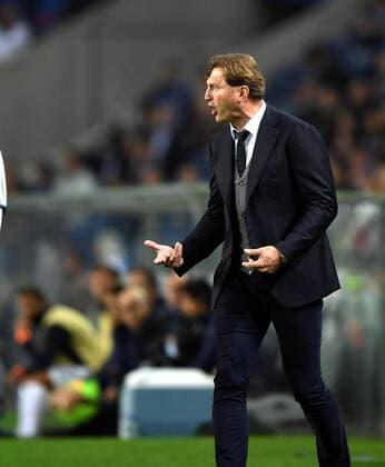 (171102) -- PORTO, Nov. 2, 2017 -- Head coach of Leipzig Ralph Hasenhuttl reacts during the Group G match between FC Porto and RB Leipzig of UEFA Champions League in Porto, Portugal on Nov. 1, 2017. Porto won 3-1.) (SP)PORTUGAL-PORTO-UEFA CHAMPIONS LEAGUE-GROUP G ZhangxLiyun 