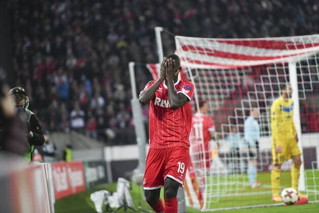 GER 1 FC Köln GER vs BATE Borisov BLR 02 11 2017 RheinEnergieSTADION Cologne Europe Leaque Group Stage 4 Gameday GER 1 FC Köln GER vs BATE Borisov BLR in the picture is annoyed by a missed goal chance Sehrou Guirassy 19 1 FC Koeln nordphotox xMeuter nordphoto 00351