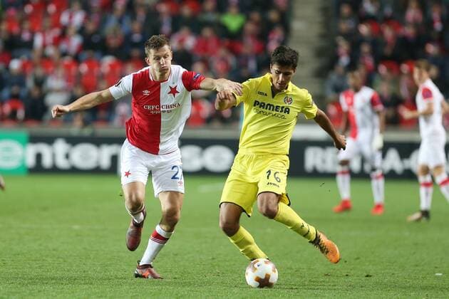 PRAHA 02.11.2017 PILKA NOZNA LIGA EUROPY KOLEJKA 4 GRUPA A SLAVIA PRAHA - VILLARREAL CF SPORT FOOTBALL - UEFA EUROPA LEAGUE ROUND IV GROUP A SLAVIA PRAGA - VILLARREAL CF NZ. TOMAS SOUCEK (SLAVIA) RODRIGO HERNANDEZ (VILLARREAL) FOT. MICHAL CHWIEDUK FOKUSMEDIA.COM.PL NEWSPIX.PL --- Newspix.pl  171102CHW059
