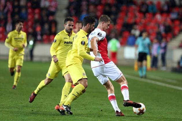 PRAHA 02.11.2017 PILKA NOZNA LIGA EUROPY KOLEJKA 4 GRUPA A SLAVIA PRAHA - VILLARREAL CF SPORT FOOTBALL - UEFA EUROPA LEAGUE ROUND IV GROUP A SLAVIA PRAGA - VILLARREAL CF NZ. TOMAS NECID (SLAVIA) FOT. MICHAL CHWIEDUK FOKUSMEDIA.COM.PL NEWSPIX.PL --- Newspix.pl  171102CHW070