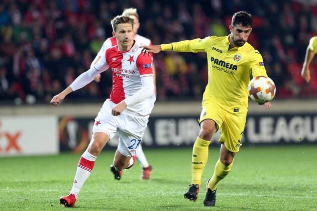 PRAHA 02.11.2017 PILKA NOZNA LIGA EUROPY KOLEJKA 4 GRUPA A SLAVIA PRAHA - VILLARREAL CF SPORT FOOTBALL - UEFA EUROPA LEAGUE ROUND IV GROUP A SLAVIA PRAGA - VILLARREAL CF NZ. MILAN SKODA (SLAVIA) ALVARO (VILLARREAL) FOT. MICHAL CHWIEDUK FOKUSMEDIA.COM.PL NEWSPIX.PL --- Newspix.pl  171102CHW077