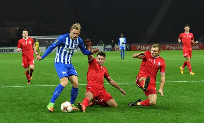 Soccer Men Season 2017 2018 UEFA Europa League Group J 4 Gameday Hertha BSC Sorja Luhansk v Arne Maier Hertha BSC Artem Sukhotskiy Sorja Luhansk Dmytro Grechyshkin Sorja Luhansk 02 11 2017 Copyright: xMatthiasxKochx