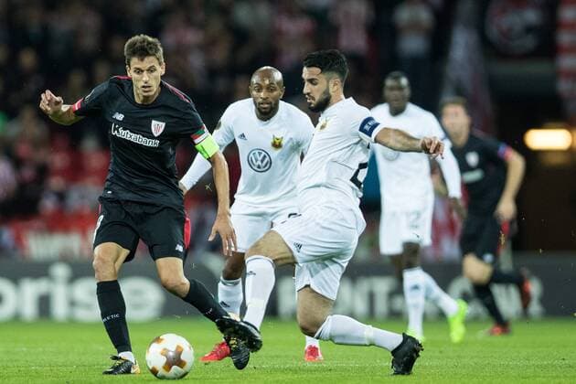 Iturraspe of Athletic and Nouri of Ostersund in action during the UEFA Europa League match played in San Mames Stadium between Athletic and Ostersund in Bilbao Spain at Nov 2th 2017 Photo UGS AFP7  xUGS AFP7x xAthleticxvxOstersund,xUEFA,xSpain,xNov.x2thx2017x