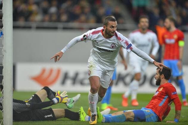 November 2, 2017 - Bucharest, Romania - Hapoel s Ben Sahar scores during the UEFA Europa League group G football match Steaua Bucharest FCSB v Hapoel Beer-Sheva FC in Bucharest, Romania on November 2, 2017. Steaua Bucuresti v Hapoel Be er Sheva - UEFA Europa League  - ZUMAn230 20171102_zaa_n230_273 Copyright: xAlexxNicodimx