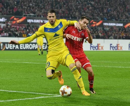 1 FC Köln BATE Borisov 02 11 2017 Nemanja Milunovic BATE action against Christian Clemens Cologne HM