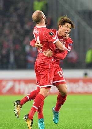 Soccer Men UEFA Europa League Season 2017 2018 FC Koeln vs BATE Borisov 02 11 2017 Rheinenergiestadion Cologne Yuya Osako Konstantin Rausch both FC Koeln Torjubel