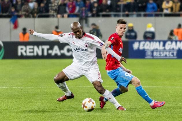 November 2, 2017: Anthony Nwakaeme 9 (Hapoel Beer-Sheva) and Dennis Man 98 (FCSB Bucharest) during the UEFA Europa League 2017-2018, Group Stage, Groupe G game between FCSB Bucharest (ROU) and Hapoel Beer-Sheva FC (ISR) at National Arena Stadium, Bucharest, Romania ROU.  Copyright: xCronos CatalinxSoarex cronoscs2112017113412