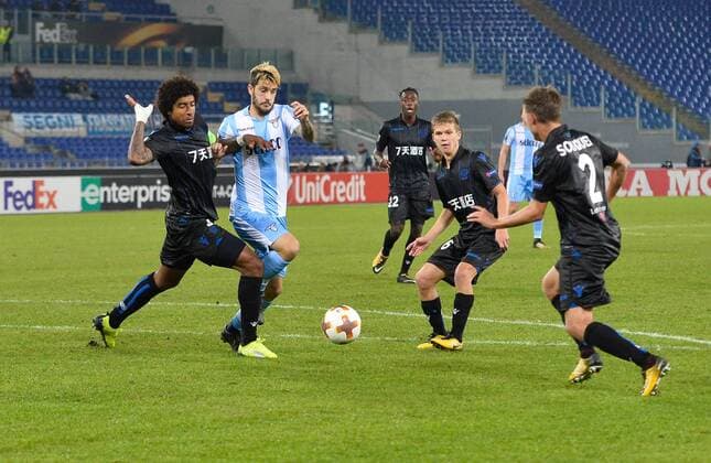Italy: Football match between Lazio and Nizza Dante and Luis Alberto during the Europe League football match S.S. Lazio vs Nizza at the Olympic Stadium. Italy  SilviaxLoréx xPacificxPress