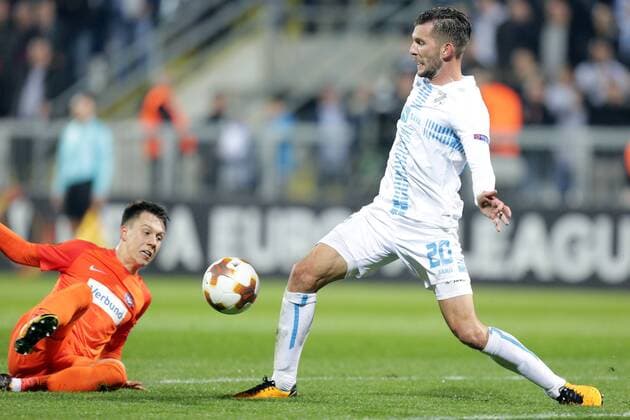 (171103) -- RIJEKA, Nov. 3, 2017 -- Alexander Gorgon (R) of HNK Rijeka vies with Dominik Prokop of Austria Wien during the UEFA Europa League football match between HNK Rijeka and Austria Wien in Rijeka, Croatia, on Nov. 2, 2017. Austria Wien won 4-1. ) (SP)CROATIA-RIJEKA-UEFA EUROPA LEAGUE-HNK RIJEKA VS AUSTRIA WIEN NelxPavletic 
