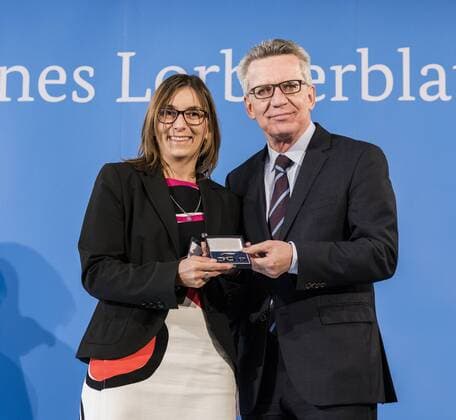 Celebration with the Federal Minister of the Interior Stefanie Blendermann World champion Mini golf Thomas de Maiziere presents 46 athletes the Silver Laurel Leaf the highest state award for sporting excellence in Germany Stefanie Blendermann Thomas de Maiziere