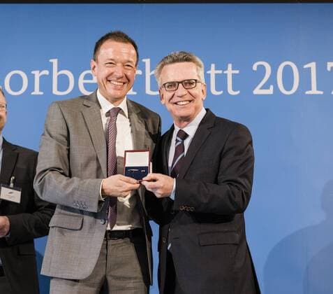 Ceremony with the Federal Minister of the Interior Walter Erlbruch World champion Mini golf Thomas de Maiziere hands over 46 athletes the Silver Laurel Leaf the highest state award for sporting excellence in Germany Walter Erlbruch Thomas de Maiziere