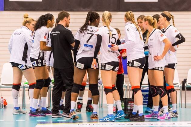 Volleyball 1 Bundesliga Women Black White Erfurt Red Ravens Vilsbiburg xprx