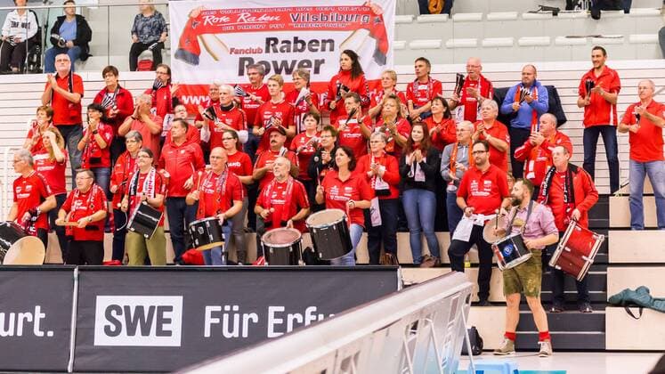 Fans Audience Audience Mood Red Ravens Vilsbiburg Volleyball 1 Bundesliga Women Black White Erfurt Red Ravens Vilsbiburg xprx