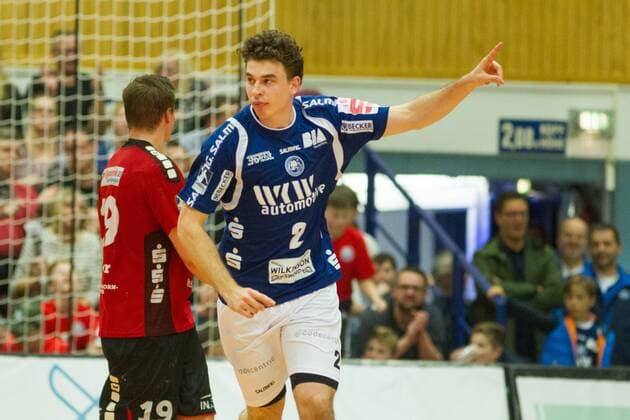 Torjubel Maximilian Leon Bettin 2 Bergischer HC Bergischer HC vs HSG Nordhorn Lingen Handball 2 Bundesliga 04 11 17 Solingen NRW Germany Klingenhalle Copyright: xcdnx