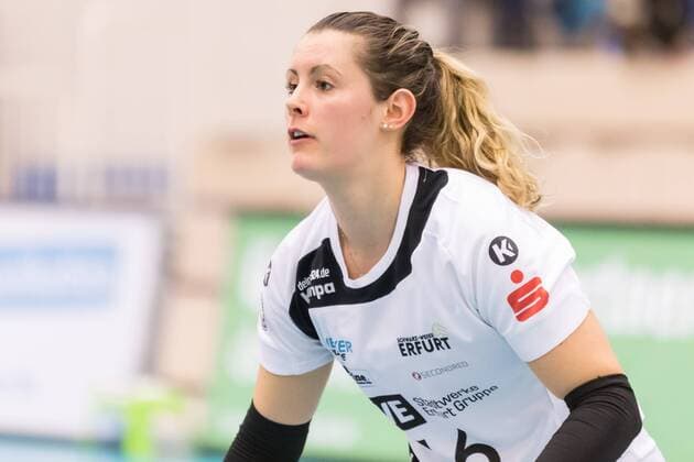 the new player Meg Casault Black White Erfurt 16 at her 1 game for black and white Erfurt SWE Portrait single image Volleyball 1 Bundesliga Women Black and White Erfurt Red Ravens Vilsbiburg xprx