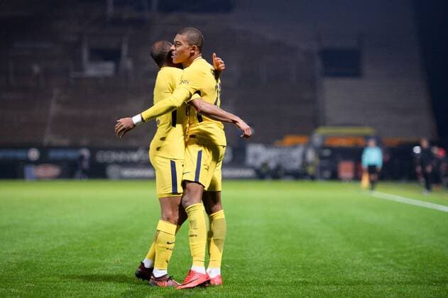 29 KYLIAN MBAPPE psg JOIE FOOTBALL Angers vs Paris SG Ligue 1 Conforama 04 11 2017 AnthonyBIBARD FEP Panoramic 