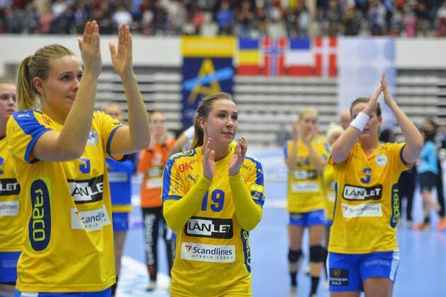 November 4, 2017 - Bucharest, Romania - Nykobing s Tiril Merg, Johanna Westberg and Anna Lagerquist react during Handball EHF WomenÃ¢â‚¬â ¢s Champions League, Group Match between Csm Bucharest (ROU) Nykobing Falster (DEN) on 3 November 2017 in Bucharest, Romania. Csm Bucharest v Nykobing Falster - EHF Women s Champions League  - ZUMAn230 20171104_zaa_n230_593 Copyright: xAlexxNicodimx