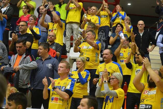 November 4, 2017 - Bucharest, Romania - Nykobing s fans during Handball EHF WomenÃ¢â‚¬â ¢s Champions League, Group Match between Csm Bucharest (ROU) Nykobing Falster (DEN) on 3 November 2017 in Bucharest, Romania. Csm Bucharest v Nykobing Falster - EHF Women s Champions League  - ZUMAn230 20171104_zaa_n230_594 Copyright: xAlexxNicodimx
