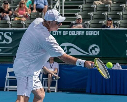 November 4, 2017 - Delray Beach, Florida, US - Talk-show host and author, Dr. PHIL McGRAW in action on court at the Delray Beach Stadium and Tennis Center in Florida during the 2017 Chris Evert Raymond James Pro-Celebrity Tennis Classic. Chris Evert Charities has raised more than $23 million in an ongoing campaign for Florida s most at-risk children. Dr.Phil at 2017 Chris Evert Pro-Celebrity Ternnis Classic - ZUMAd84_ 20171104_zaf_d84_017 Copyright: xArnoldxDrapkinx