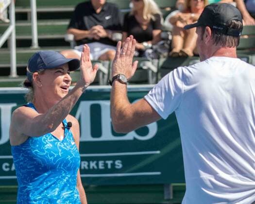 November 4, 2017 - Delray Beach, Florida, US - Actor, Director and screen-writer SCOTT FOLEY and Tennis Legend CHRIS EVERT hi-five on court at the Delray Beach Stadium and Tennis Center in Florida during the 2017 Chris Evert Raymond James Pro-Celebrity Tennis Classic. Chris Evert Charities has raised more than $23 million in an ongoing campaign for Florida s most at-risk children Foley & Evert at 2017 Chris Evert Pro-Celebrity Ternnis Classic - ZUMAd84_ 20171104_zaf_d84_055 Copyright: xArnoldxDrapkinx