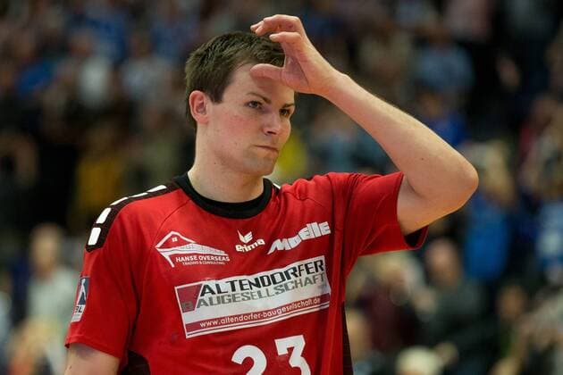 Jens Wiese 23 HSG Nordhorn Lingen disappointed after losing in Solingen at Bergischen HC Bergischer HC vs HSG Nordhorn Lingen Handball 2 Bundesliga 04 11 17 Solingen NRW Germany Klingenhalle Copyright: xcdnx