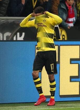 Pierre Emerick Aubameyang disappointed after game disappointment Sport Football Soccer DFL Bundesliga Mens Season 2017 2018 04 11 2017 BVB Borussia Dortmund vs Bayern Munich FCB