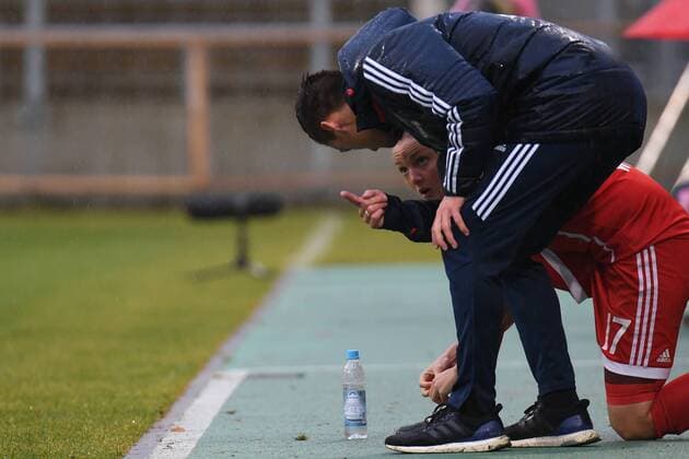 Coach Thomas Wörle Coach Thomas Woerle FC Bayern Munich FCB gives Verena Wieder Bayern Munich FCB 17 Instructions before his substitution Football Allianz Women Bundesliga Bayern Munich MSV Duisburg xslx