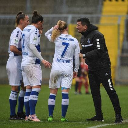 v left Virginia Kirchberger Duisburg 24 Lucia Harsanyova Duisburg 2 Magdalena Richter Duisburg 7 received from Christian Franz Pohlmann Duisburg Instructions Soccer Allianz Women Bundesliga Bayern Munich MSV Duisburg xslx