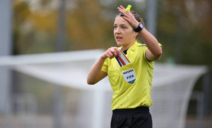 05 11 2017 xcex Germany Frankfurt Football Womens Football Alliance Women Bundesliga Season 2017 2018 1 FFC Frankfurt SV Werder Bremen DFB Referee Karoline Wacker