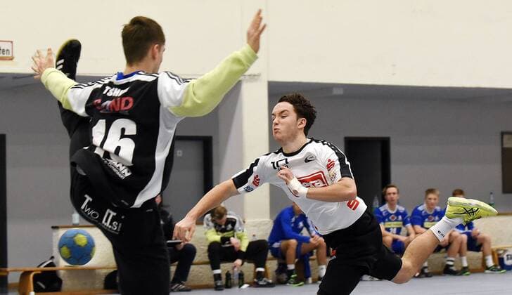 05 11 2017 xpsx Handball A Youth 1 Bundesliga HSG Hanau TVG Junior Academy v l Robert Tschuri TVG Laurin Lehr Hanau Hanau Hessen Germany