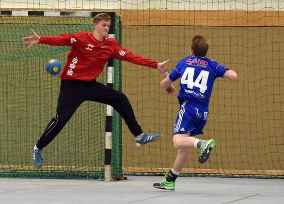 05 11 2017 xpsx Handball A Youth 1 Bundesliga HSG Hanau TVG Junior Academy by Alexander Kaun Hanau with Jan Fegert TVG Hanau Hessen Germany