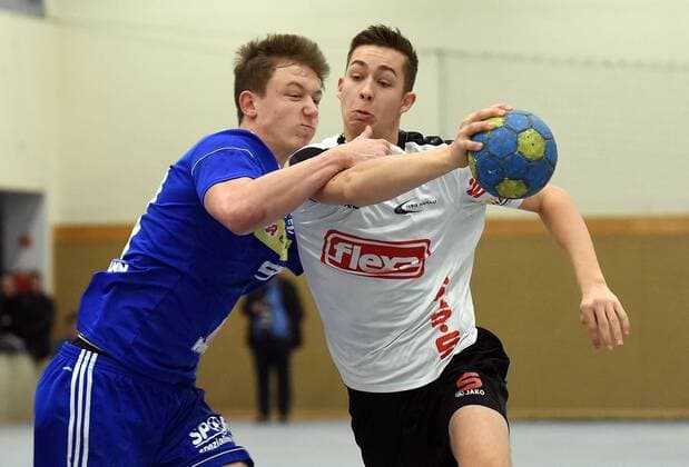 05 11 2017 xpsx Handball A Youth 1 Bundesliga HSG Hanau TVG Junior Academy v Tim Timglöckner TVG Tarek Marshal Hanau Hanau Hessen Germany