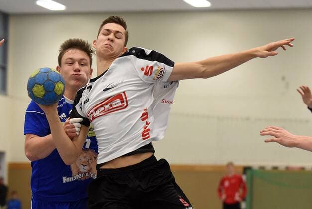 05 11 2017 xpsx Handball A Youth 1 Bundesliga HSG Hanau TVG Junior Academy v Tim Timglöckner TVG Tarek Marshal Hanau Hanau Hessen Germany