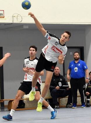 05 11 2017 xpsx Handball A Youth 1 Bundesliga HSG Hanau TVG Junior Academy v l Tarek Marshal Hanau Hanau Hessen Germany