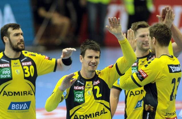 05.11.2017 Szeged(Hungary) Mol Pick Szeged-Rhein Neckar Löwen EHF Champions League men s handball Gedeon Guardiola(2L) with Andre Schmid(c) Rhein Neckar Löwen celebration : 