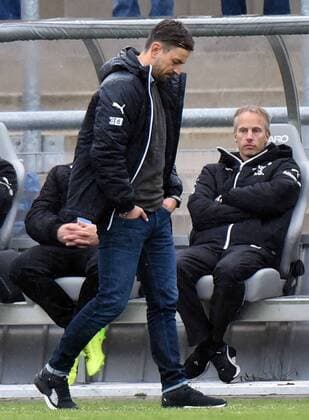05 11 2017 xhbx Football 1 Bundesliga Women 1 FFC Frankfurt SV Werder Bremen emspor v l Manager Niko Arnautis 1 FFC Frankfurt Frankfurt am Main
