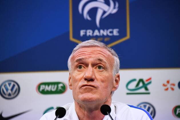 Bilder des Tages - SPORT Didier Deschamps selectionneur Equipe de france de Football FOOTBALL Conference de Presse Equipe de France Clairefontaine 06 11 2017 AnthonyBIBARD FEP Panoramic 