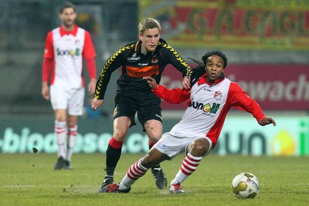 EMMEN FC Emmen Go Ahead Eagles Jupiler League season 2012 2013 Unive Stadium 08 03 2013 GA Eagles player Sjoerd Overgoor m with FC Emmen player Marvin Wijks r emmen go ahead eagles