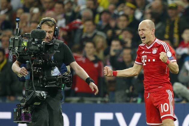LONDON 25 05 2013 Wembley Stadium Champions Leaque Finale Borussia Dortmund Bayern Munchen 1 2 Arjen Robben wins after two lost finals in the Champions Leaque finally the cup with the big ears borussia dortmund bayern munchen