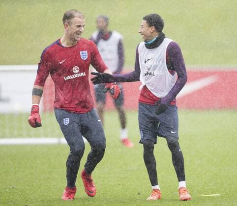 England Training Joe Hart (left) and Jesse Lingard of England joke around with each other during training at St Georges Park, Burton upon Trent Content Not Available For UK Newspapers Copyright: xJAMESxWILSONx FIL-10915-0023