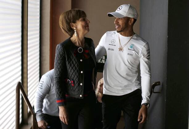 Coletiva Lewis Hamilton SÃO PAULO, SP - 08.11.2017: COLETIVA LEWIS HAMILTON - Ayrton Senna& 39;s sister Viviane Senna and British driver Lewis Hamilton ercedes, fou four-time world champion Formula One champion, were at a press conference PK Pressekonferenz held at the Villa Biscuitti event house in the southern city of São Paulo on Wednesday. He is in town to compete for the Brazilian GP, ??which takes place on Sunday, 12, at the Autodromo de Interlagos. (Photo: Rodolfo Buhrer La Imagem Fotoarena) x1423006x  RodolfoxBuhrer